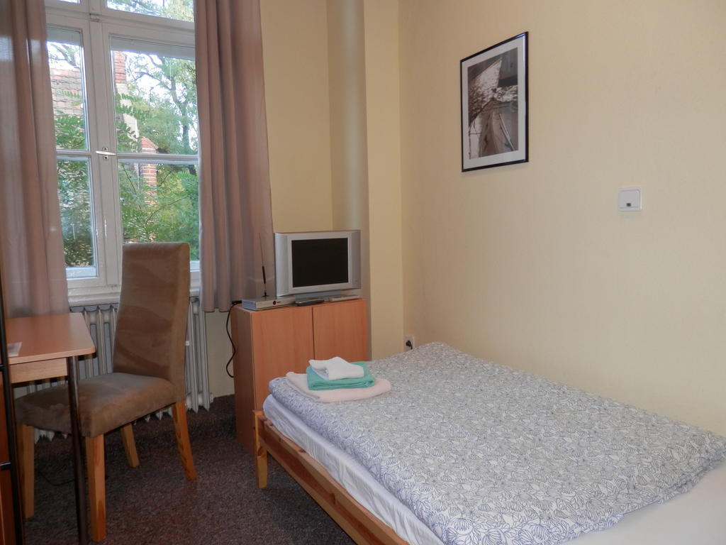 Kopenicker Hof Guest House Berlin Room photo